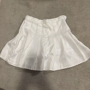 Elegant White Women's Skirt